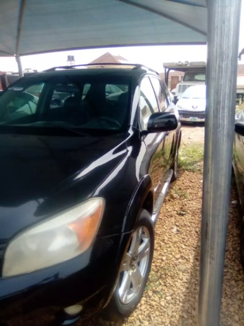 Toyota RAV4   - 2006