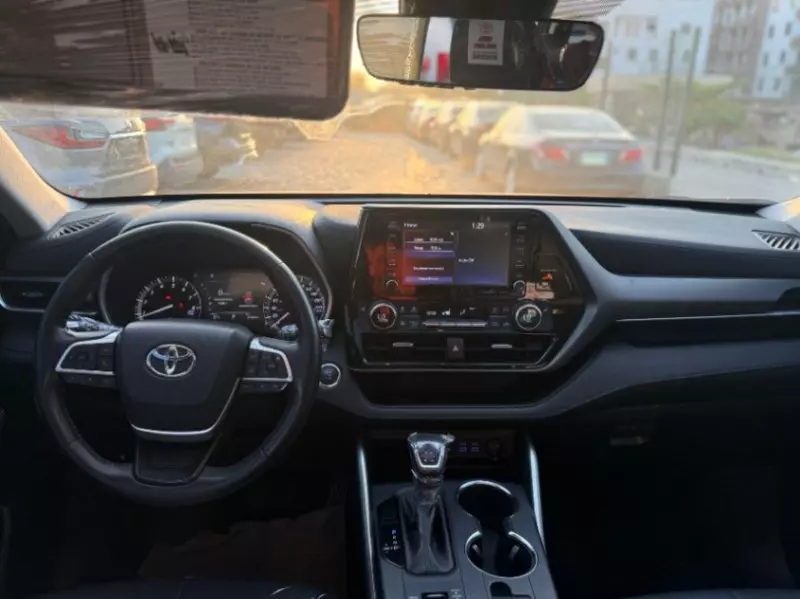 TOYOTA Highlander - 2022