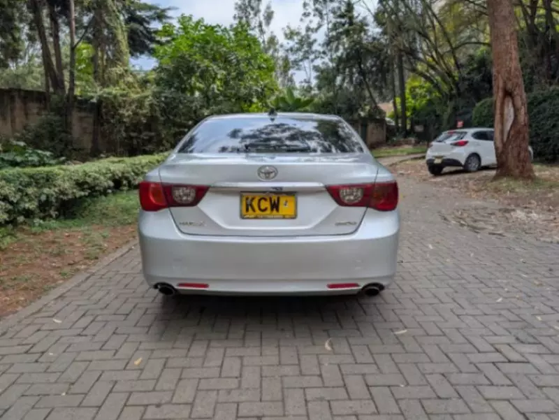 TOYOTA Mark X - 2012
