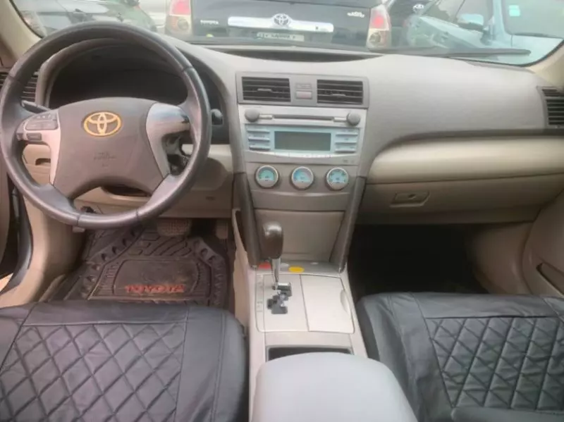 Toyota Camry - 2007