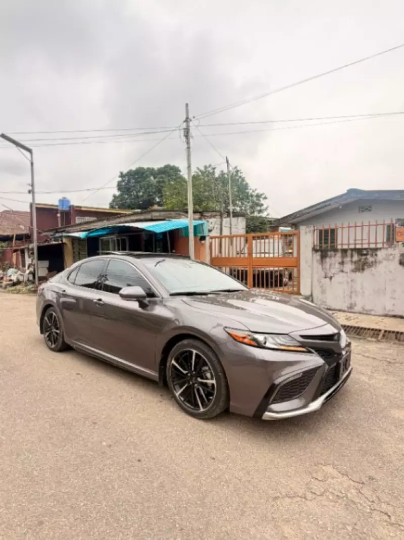 TOYOTA Camry   - 2023