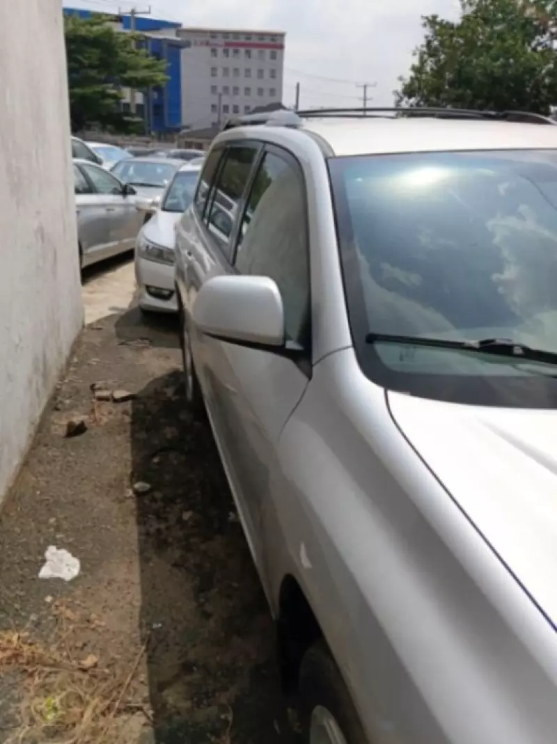 Toyota Highlander   - 2008