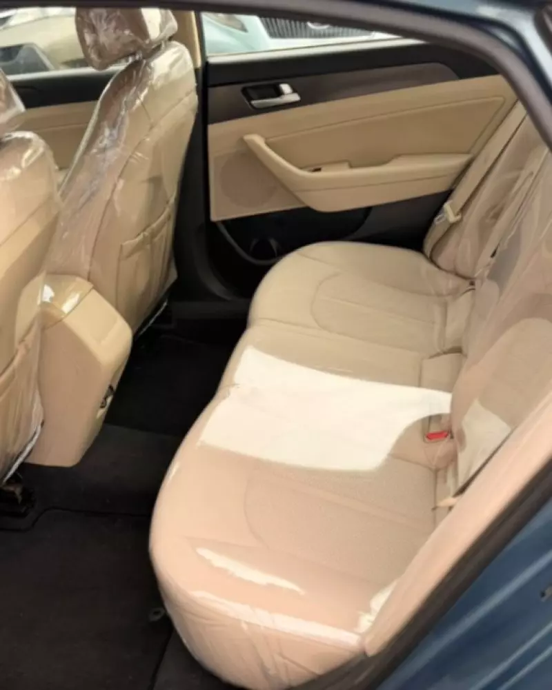 Hyundai Sonata   - 2015