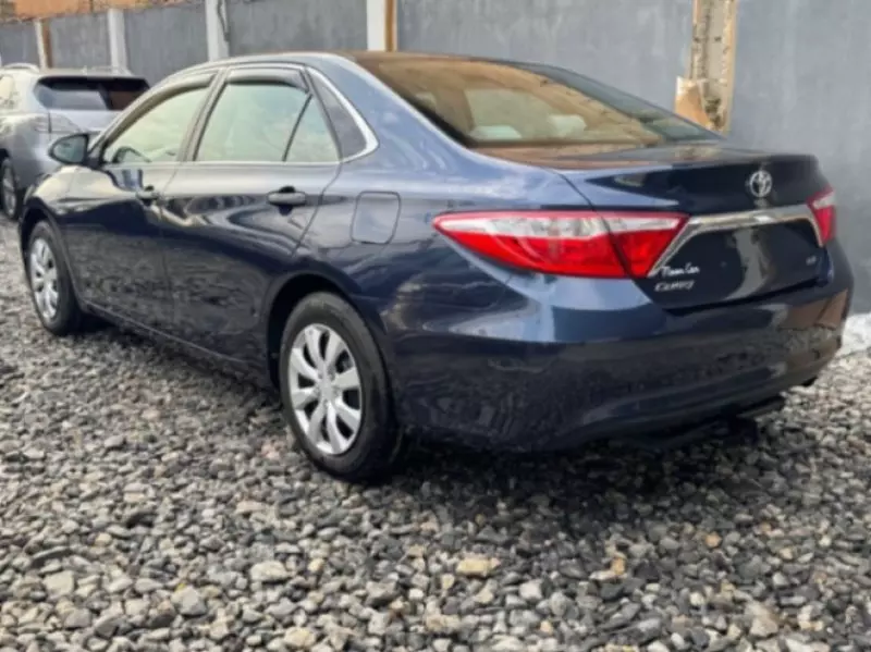 Toyota Camry   - 2017