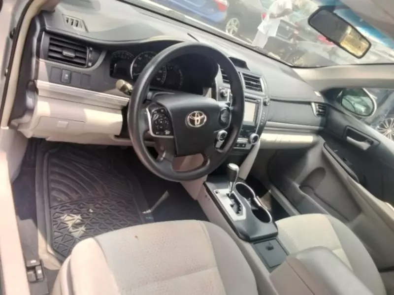 TOYOTA Camry   - 2013