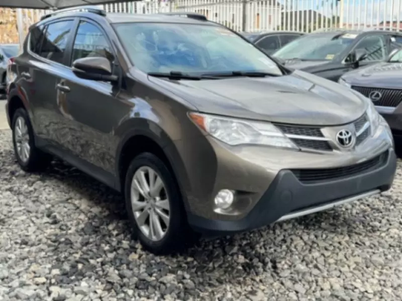 Toyota RAV 4   - 2014