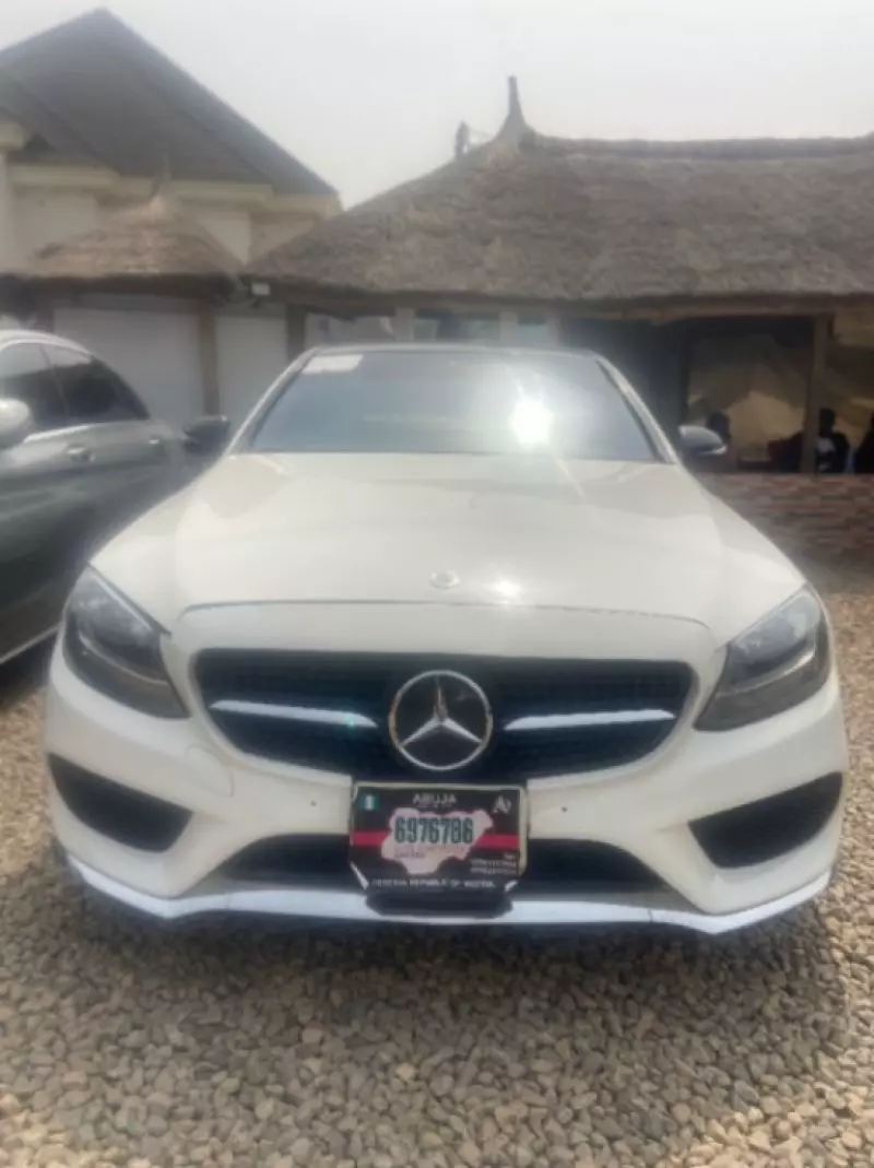 Mercedes-Benz C-Class - 2016
