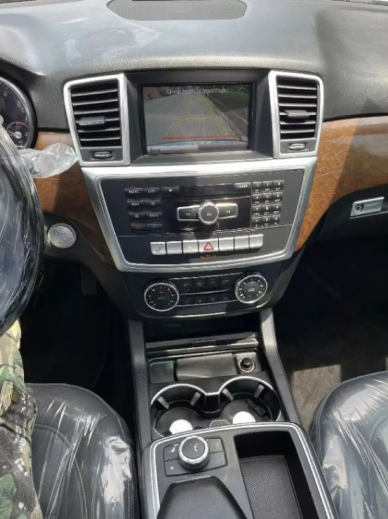 Mercedes-Benz ML 350   - 2013
