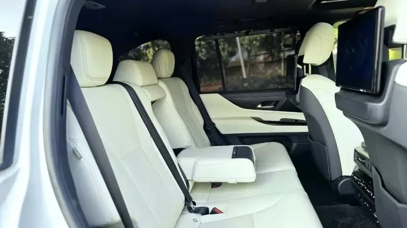 Lexus LX 600   - 2022