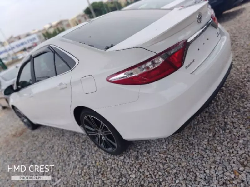 TOYOTA Camry   - 2016