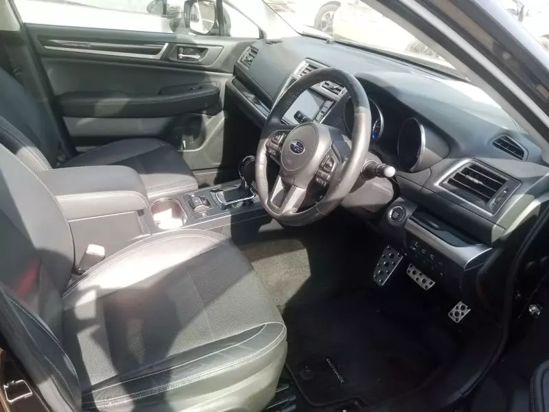 Subaru Outback   - 2017