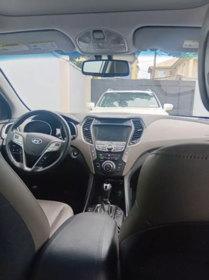 Hyundai Santa Fe Sport   - 2016
