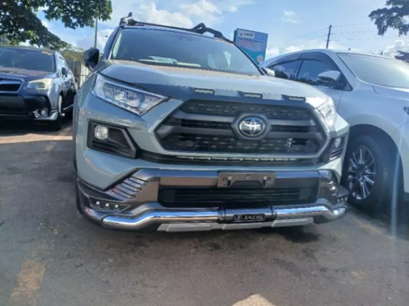 Toyota RAV 4   - 2020