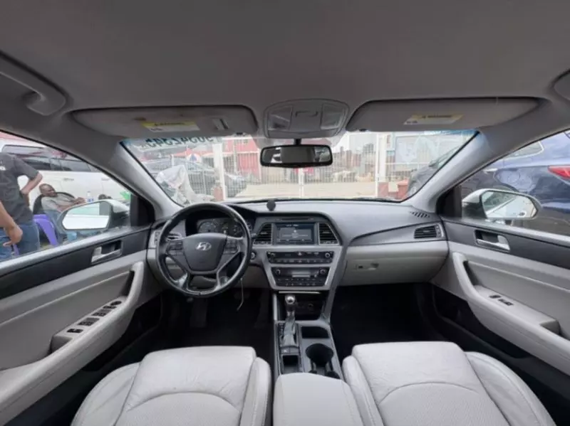Hyundai Sonata - 2015
