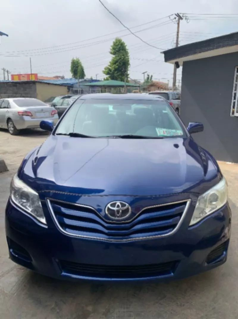 Toyota Camry   - 2007