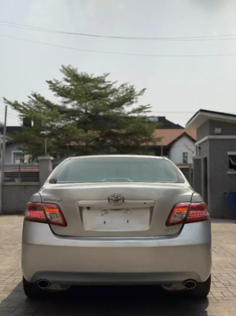 Toyota Camry - 2007