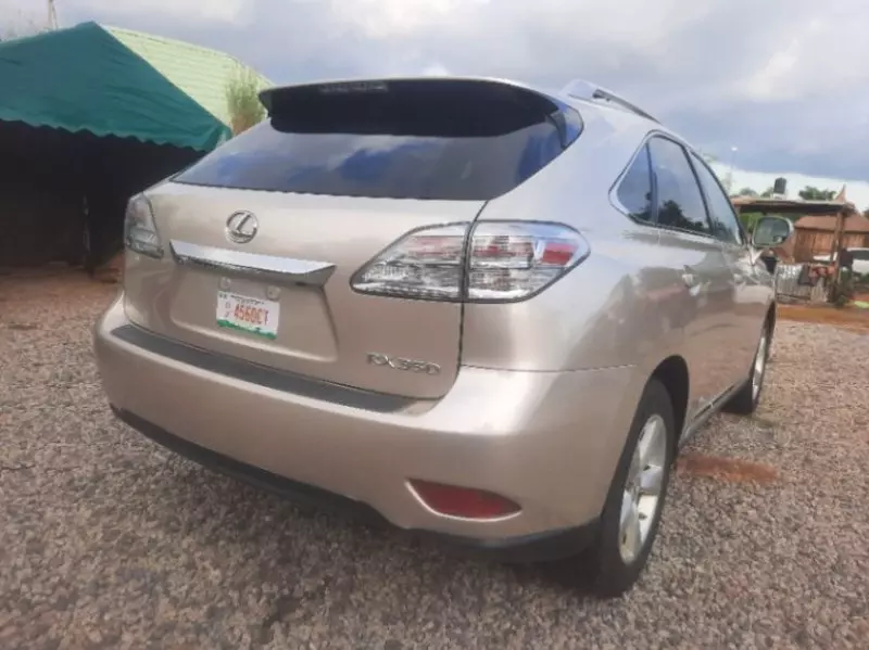 Lexus RX   - 2011