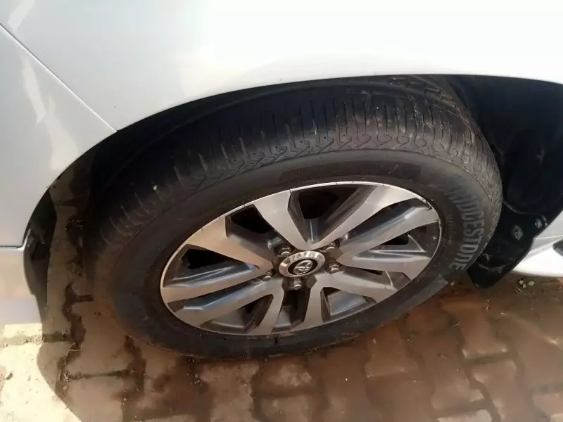 Toyota Landcruiser V8 - 2016