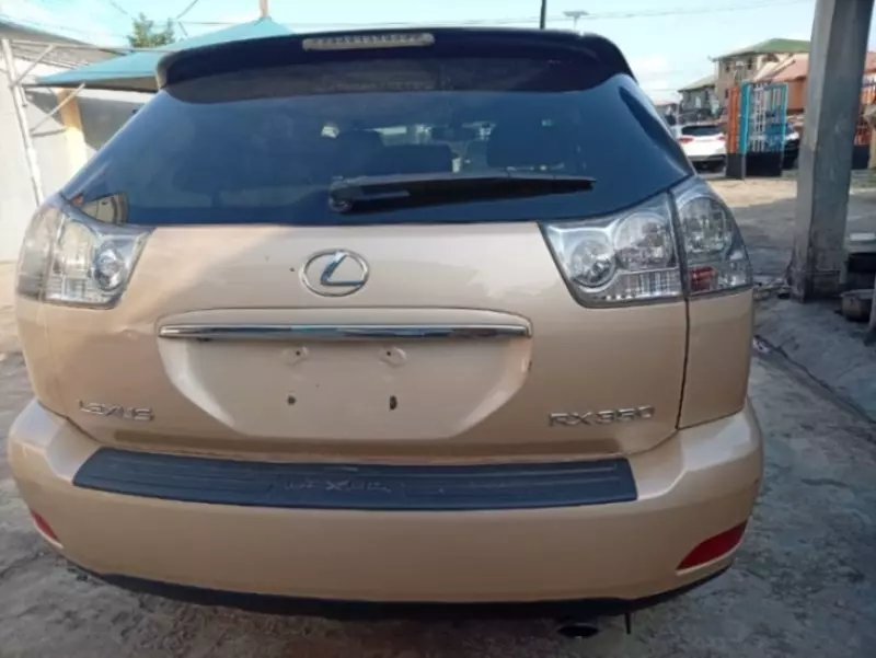 Lexus RX   - 2009