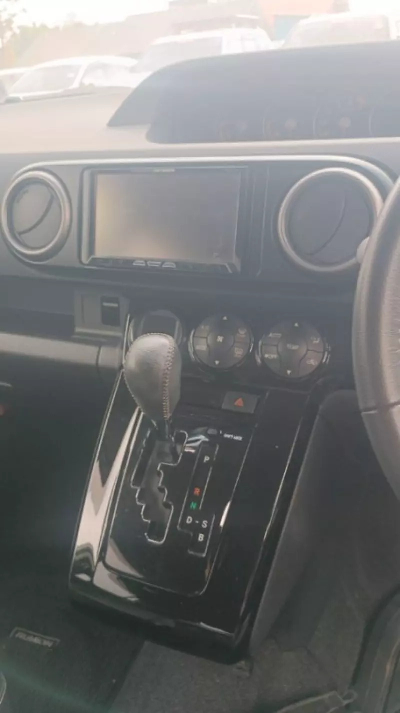 Toyota Rumion   - 2012