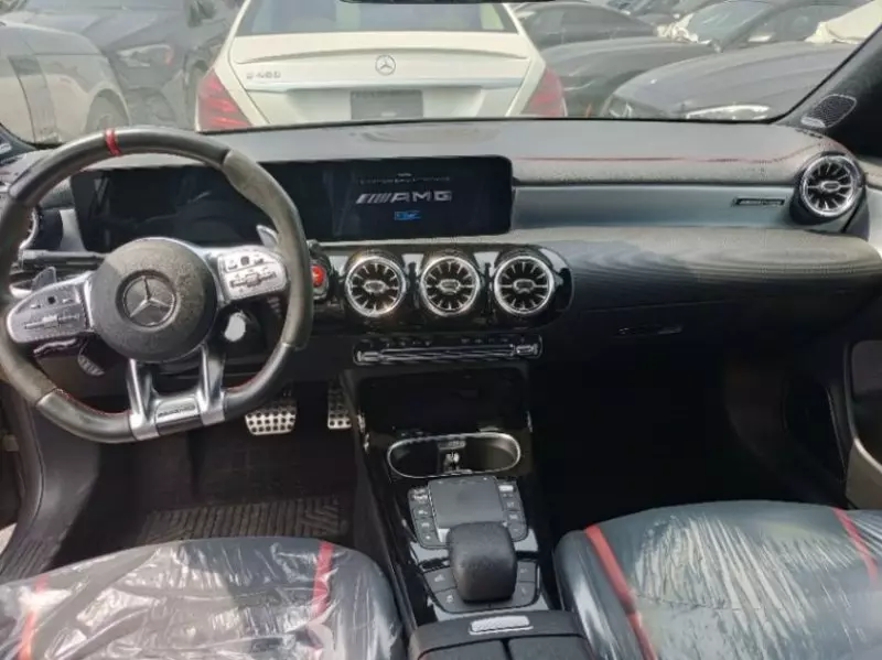 Mercedes-Benz CLA 45 AMG   - 2021