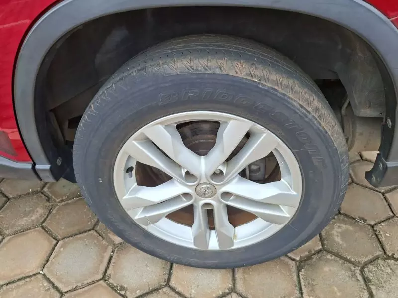 Nissan X-TRAIL - 2012
