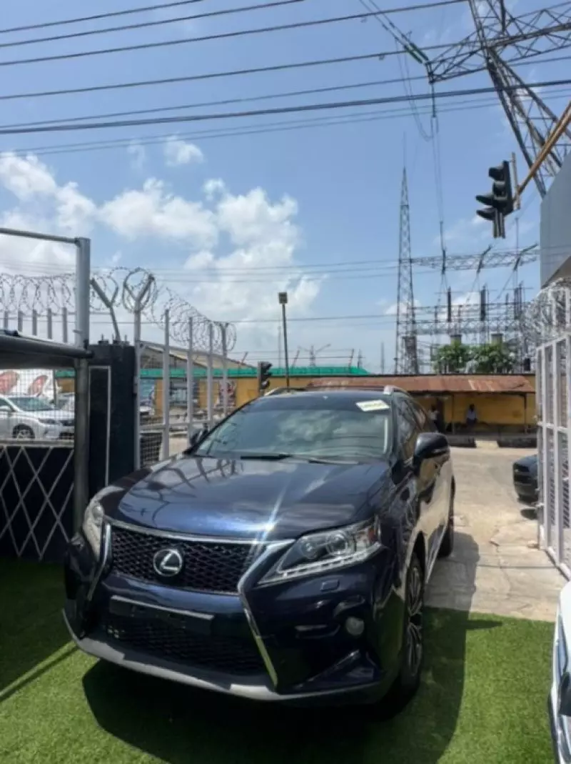 Lexus RX   - 2010