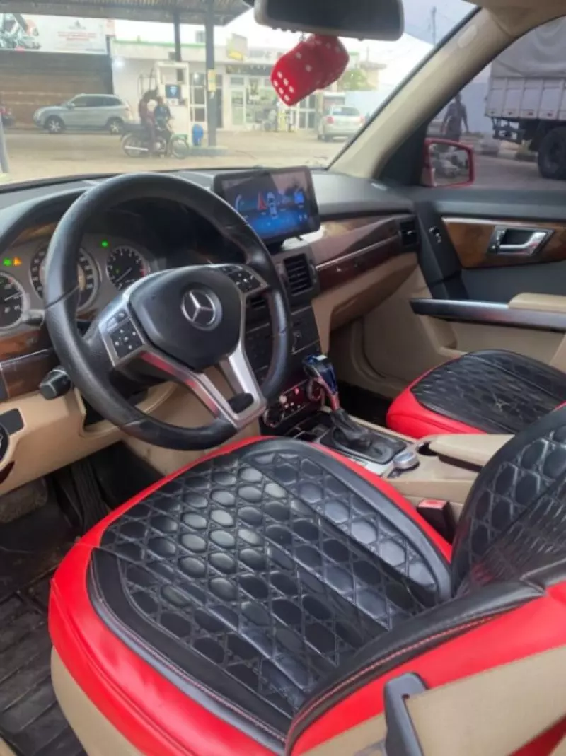 Mercedes-Benz GLK-Class   - 2010