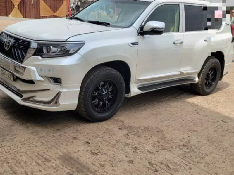 Toyota Land Cruiser Prado   - 2016