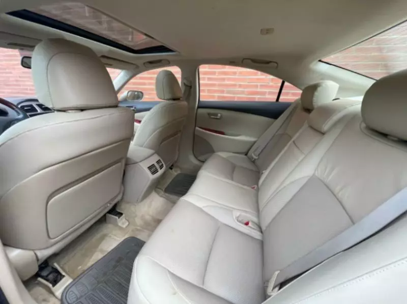 Lexus ES   - 2009