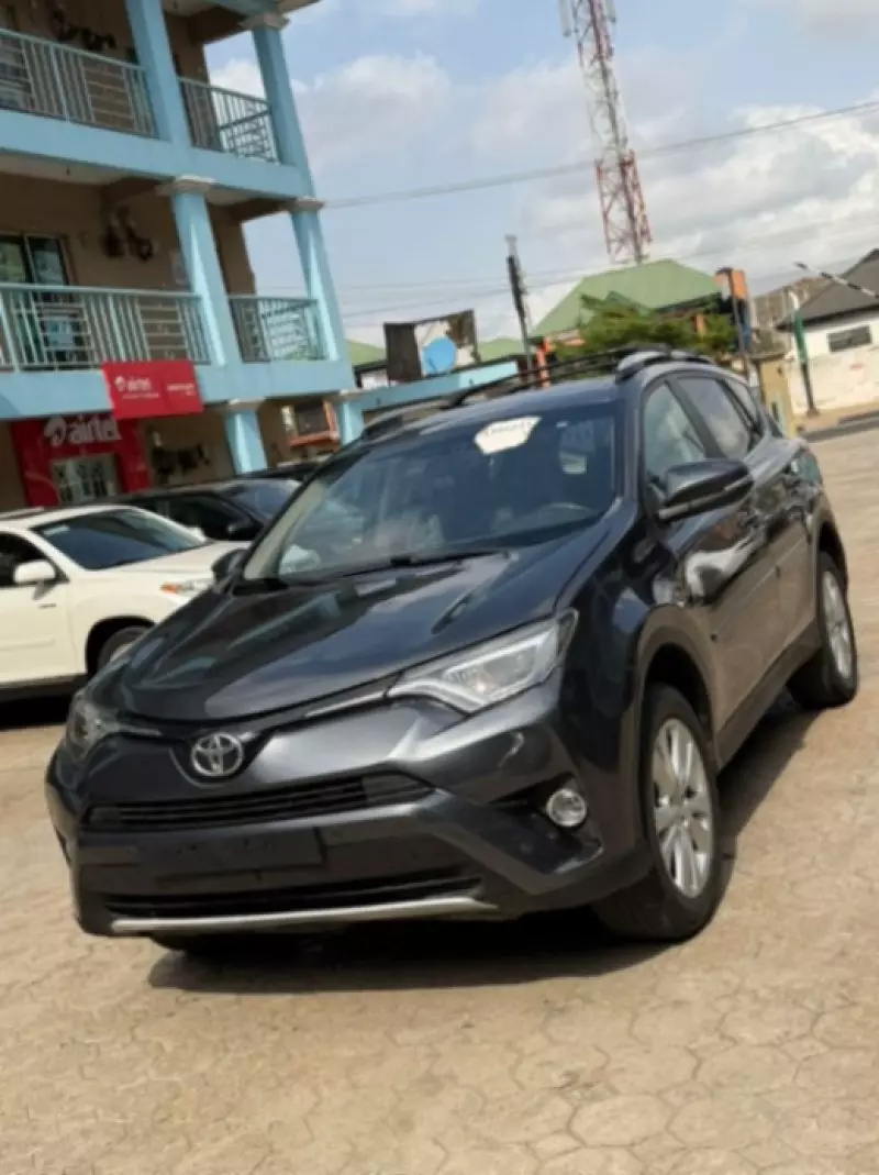 Toyota RAV 4   - 2014