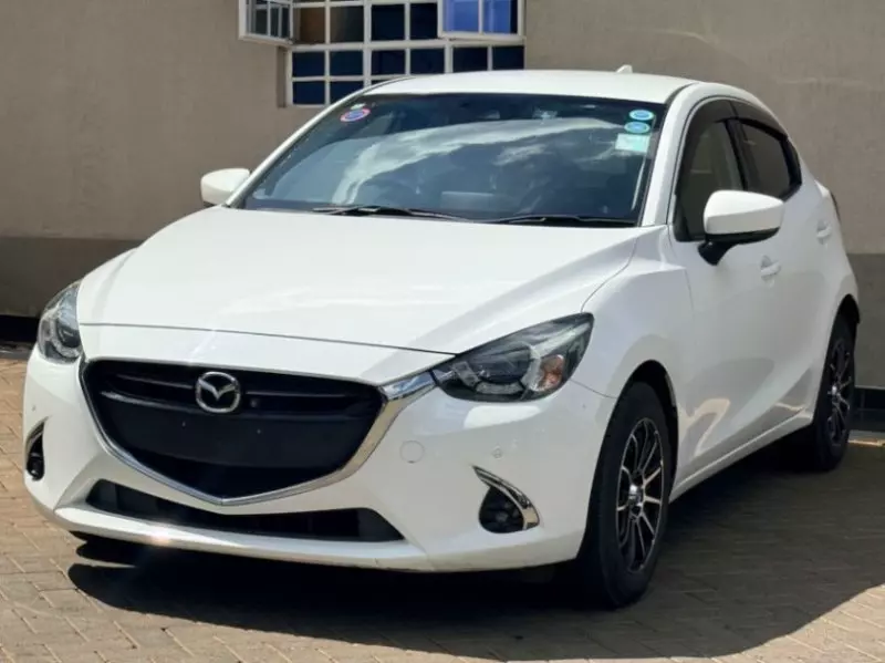 Mazda Demio    - 2019