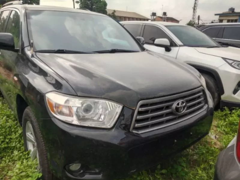TOYOTA Highlander - 2011