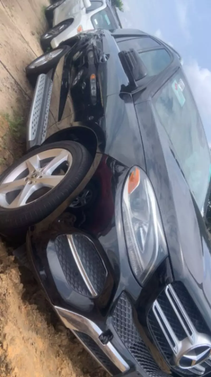Mercedes-Benz GL 350   - 2017