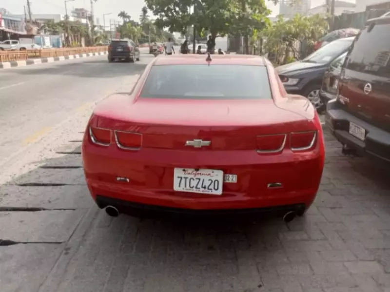 Chevrolet Camaro   - 2011