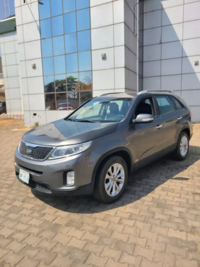 KIA Sorento   - 2014