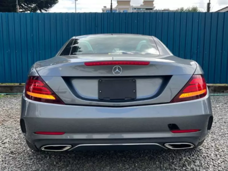 Mercedes-Benz SLC 180   - 2017