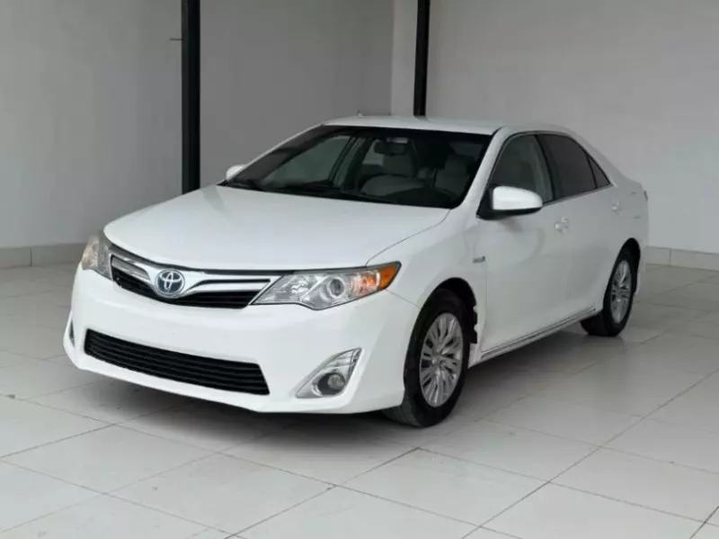 TOYOTA Camry   - 2014