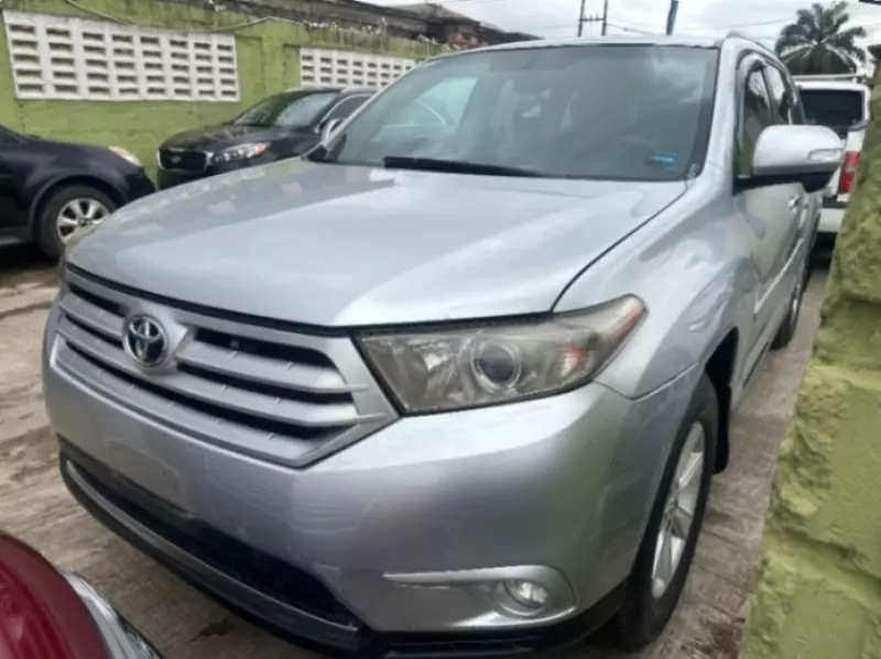 TOYOTA Highlander - 2012