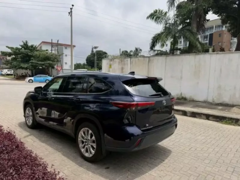 TOYOTA Highlander   - 2023
