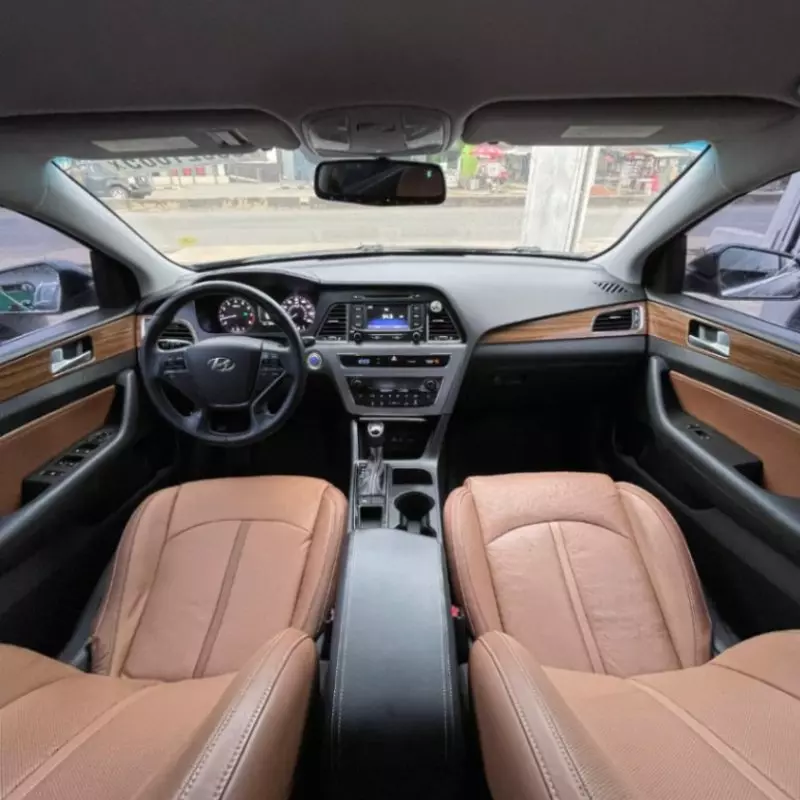 Hyundai Sonata   - 2015