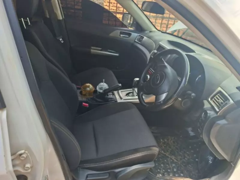 Subaru Impreza   - 2010