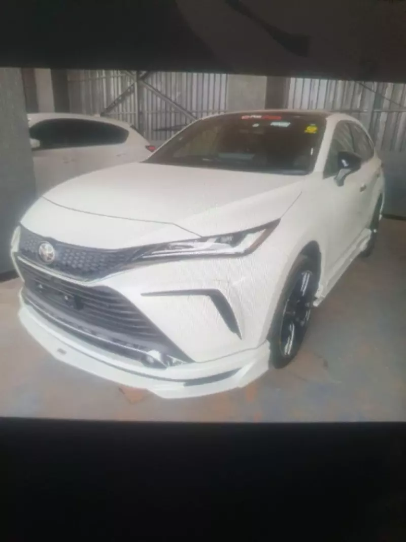 TOYOTA Harrier   - 2021