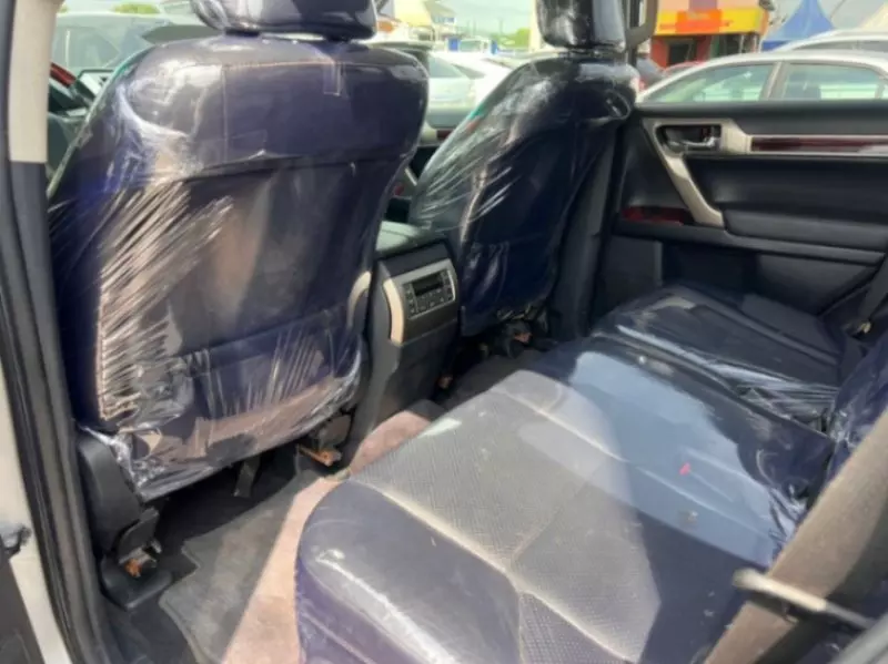 Lexus GX 460   - 2010