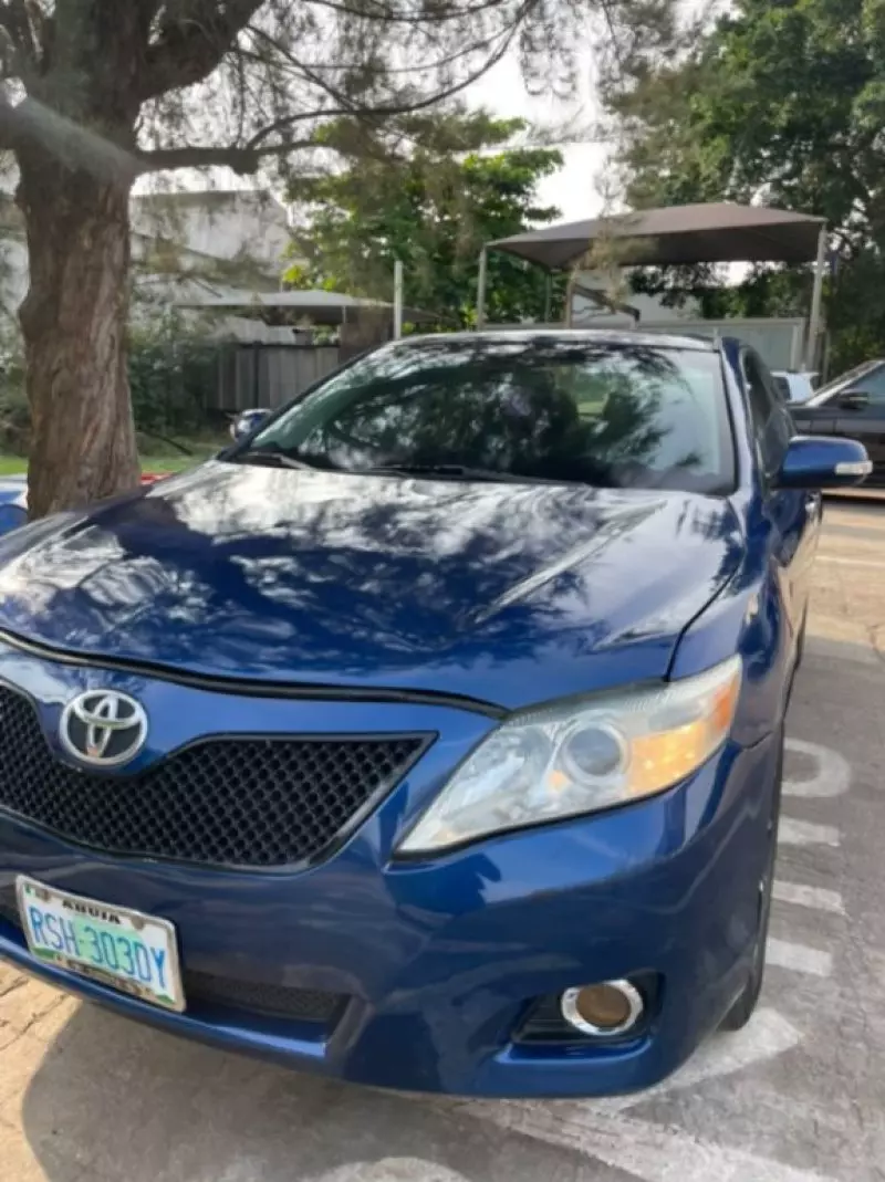 TOYOTA camry   - 2010