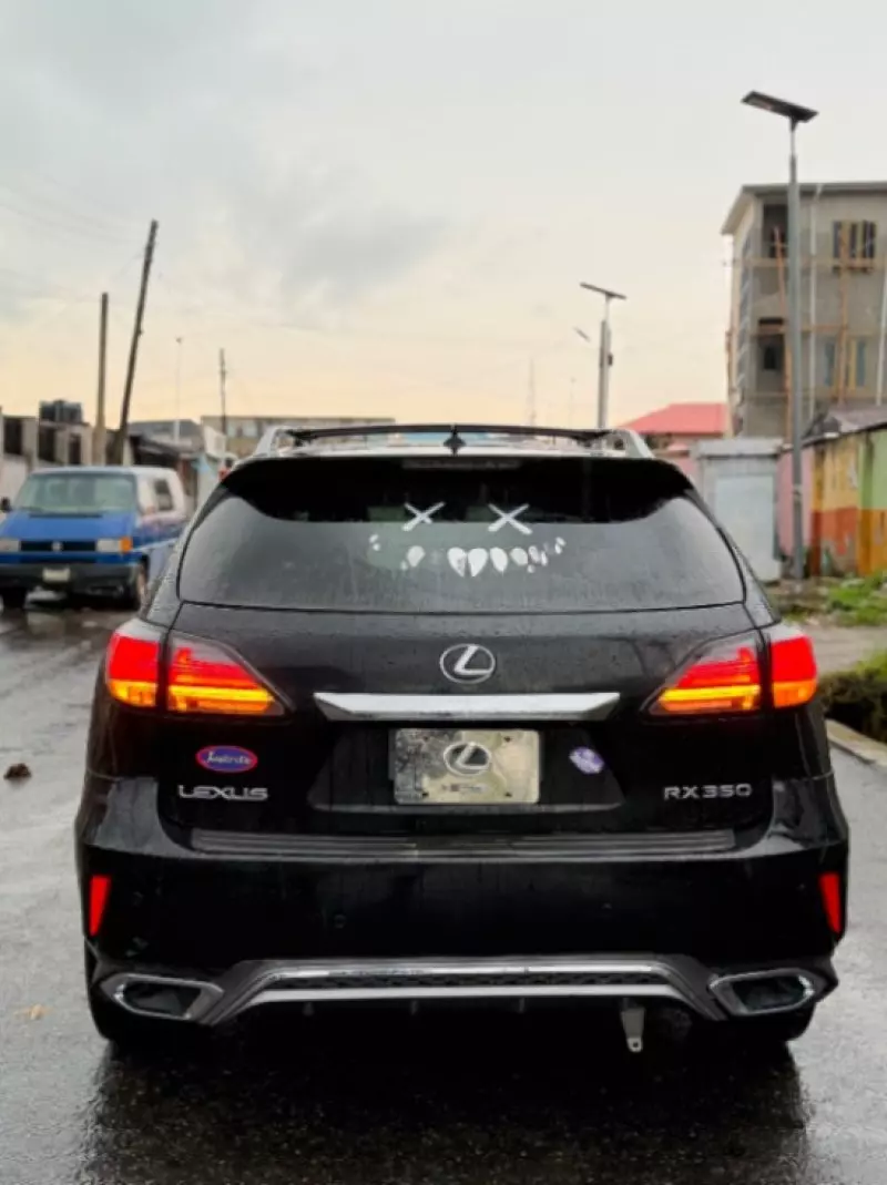 Lexus RX   - 2010