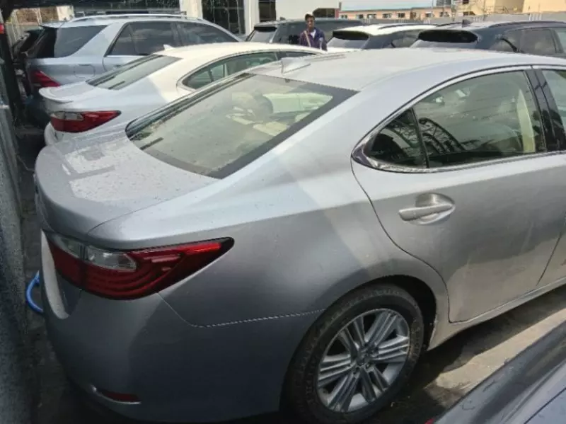 Lexus ES 350   - 2015