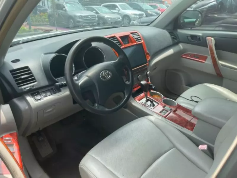 TOYOTA Highlander - 2008