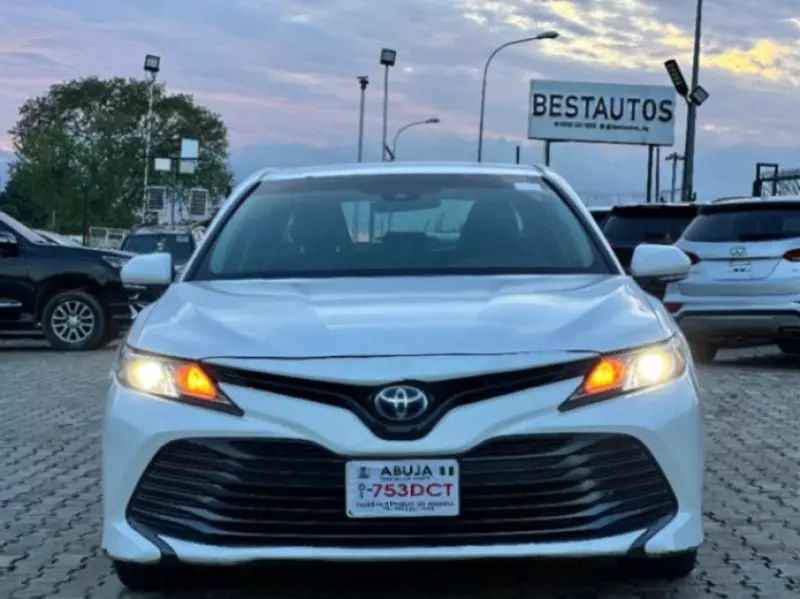 TOYOTA Camry   - 2018