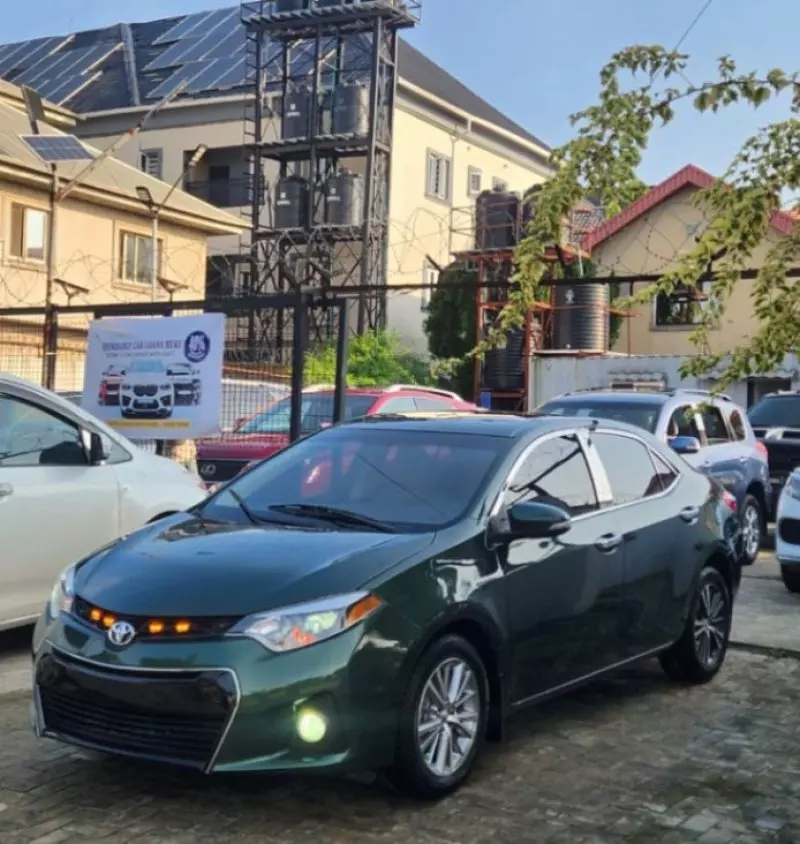 TOYOTA Corolla   - 2016